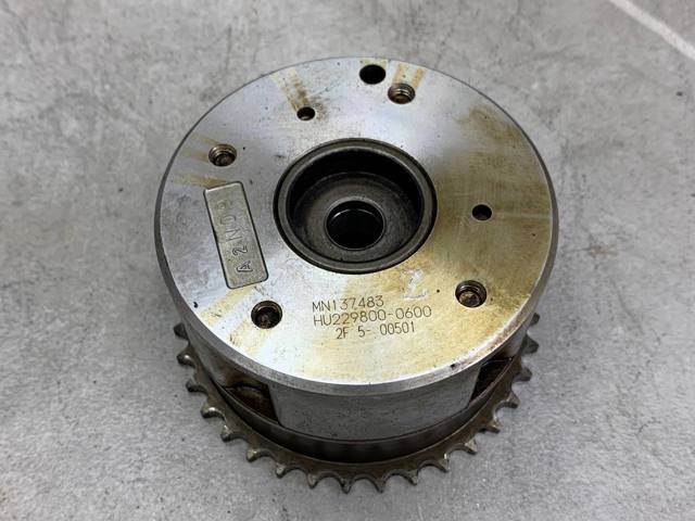 13025-4M700 Nissan/Infiniti Звездочка-шестерня распредвала