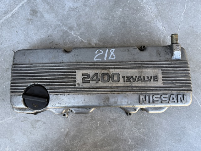 Крышка клапанов 1326486G01 NISSAN