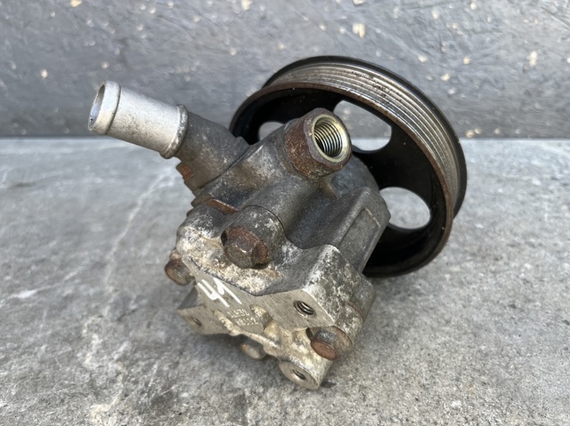 Помпа ГУР 13309336 OPEL