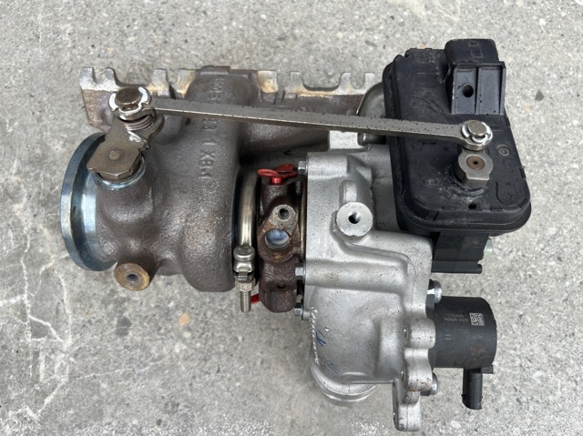 Турбоком 144102844R RENAULT