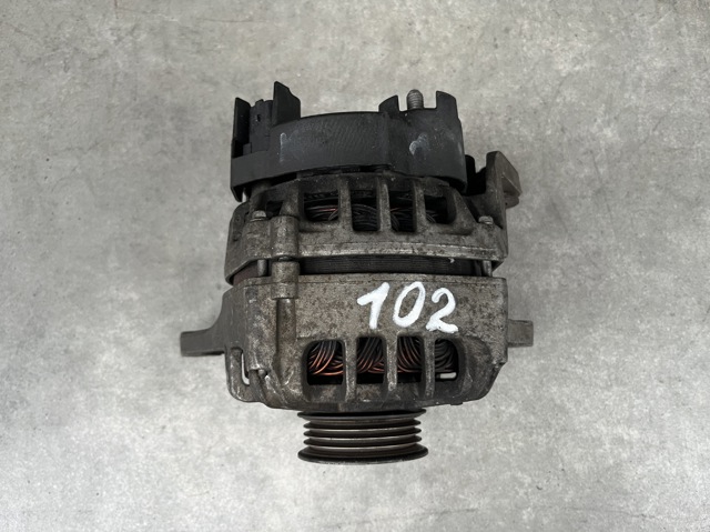 Автомобильный генератор 23100AX620 NISSAN