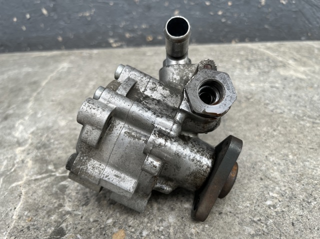 FIAT 46763561 Насос ГУР в наличии Украина