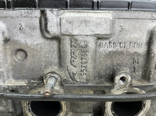 Головка блока цилиндров (ГБЦ) 55193091 OPEL