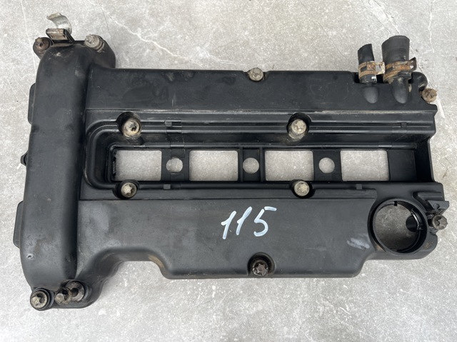 Крышка клапанная 55351461 OPEL