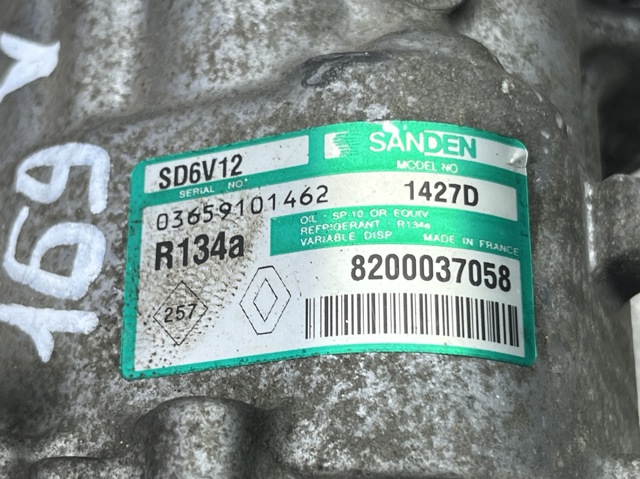 Компрессор хладагента 8200037058 RENAULT