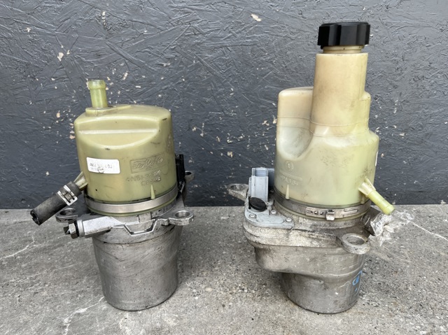 Насос рулевого управления 9V613K514AC VOLVO