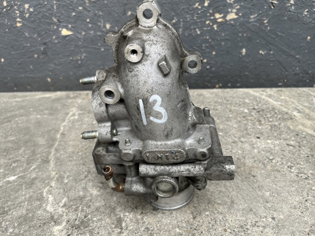 Дроссельная заслонка в сборе R2AA136B0 MAZDA