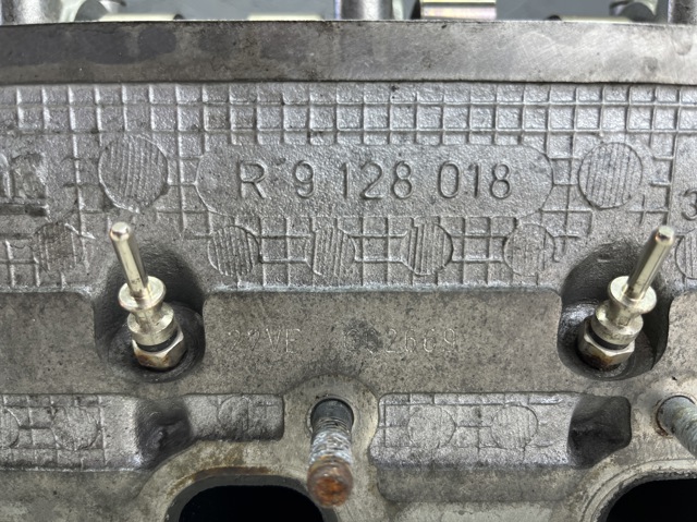 R9128018 Головка блока цилиндров (ГБЦ) купить Ужгород