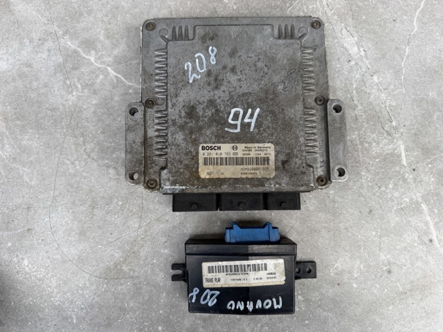 RENAULT 0281010783 Блок управления двигателем в наличии Чернигов