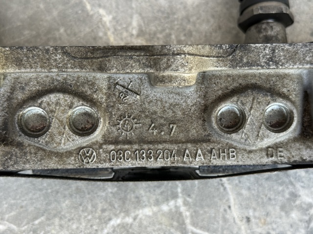03C133204AA VAG Коллектор впускной нижний купить в Полтава