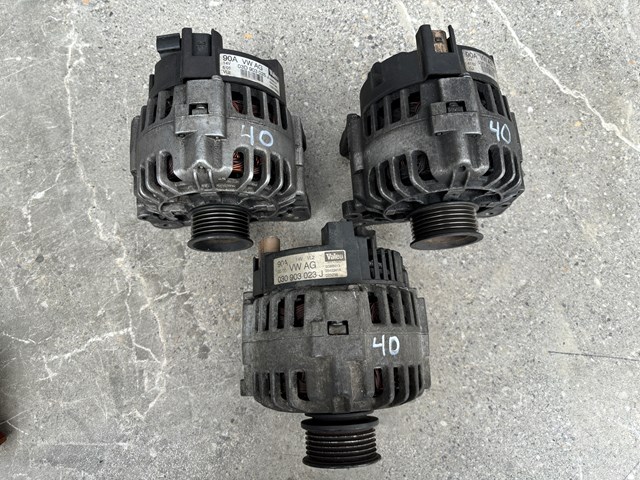 VAG 03D903025E Генератор в наличии Ровно