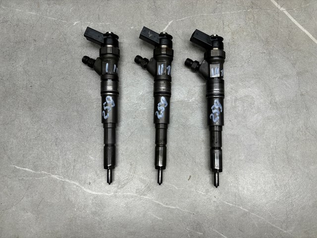 Форсунка инжектора 0445110080 BMW