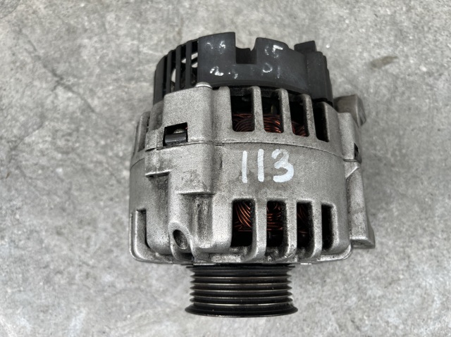 Автомобильный генератор 06B903016AD VAG