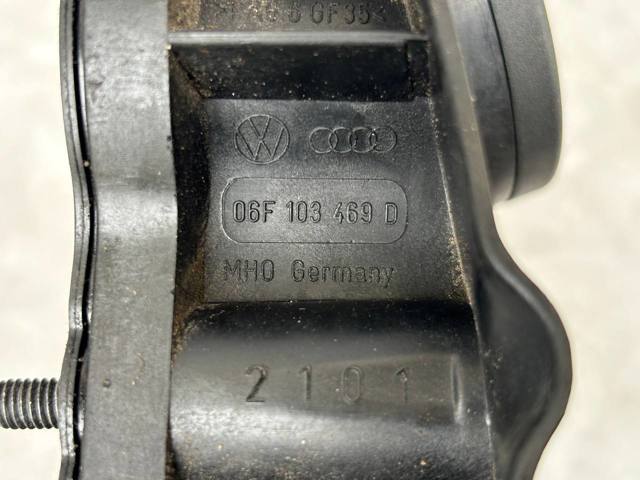 VAG 06F103469D Клапанная крышка в наличии Павлоград