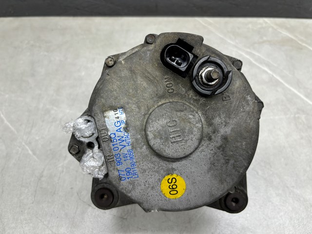 077903015Q VAG Генератор купить в Житомир