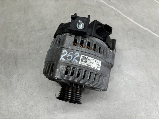 1042118181 BMW Генератор купить в Житомир