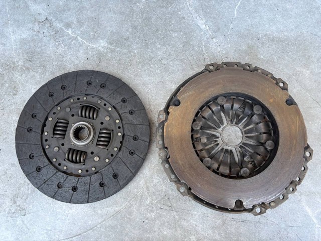 FORD 1146731 Сцепление в наличии Кривой Рог