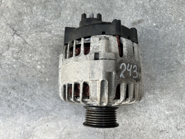 Генератор 13588304 OPEL