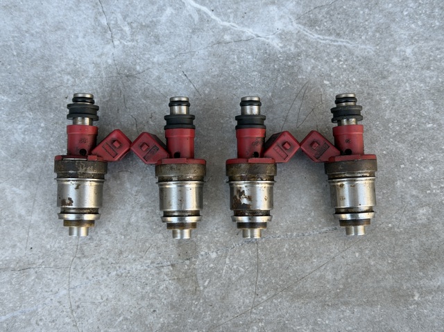 Форсунка впрыска топлива 1660086G10 NISSAN