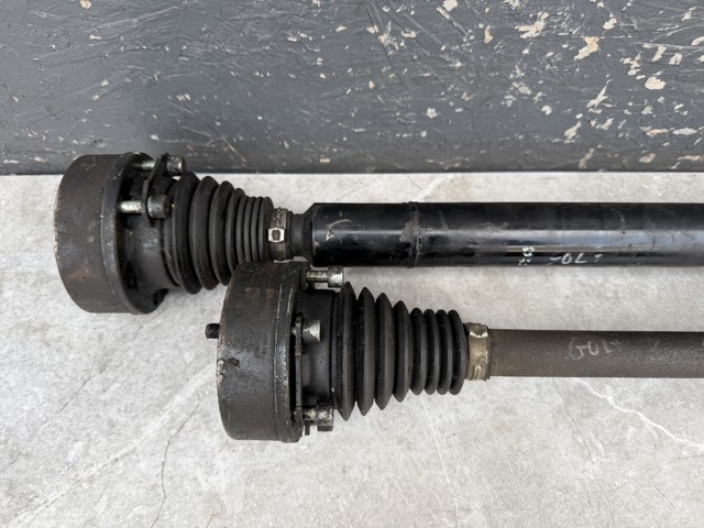 1K0407271AT VAG Полуось (привод) передняя левая купить в Полтава