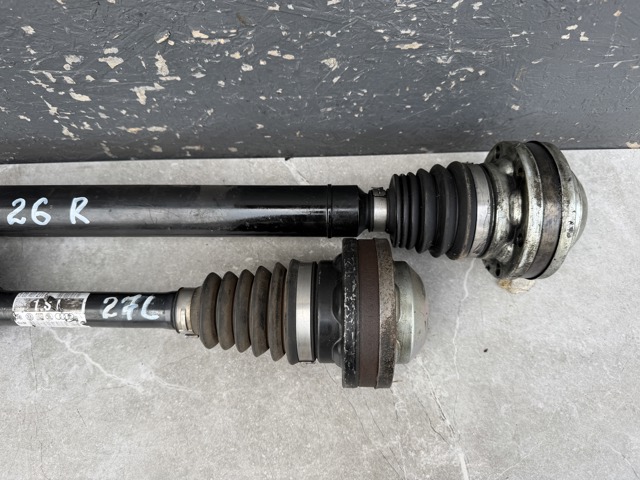 1K0407271BJ VAG Полуось (привод) передняя левая купить в Ужгород