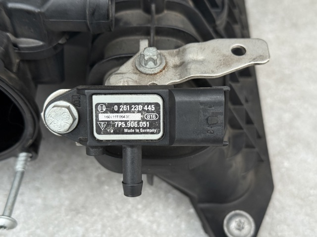 Датчик абсолютного давления в коллекторе 7P5906051 PORSCHE