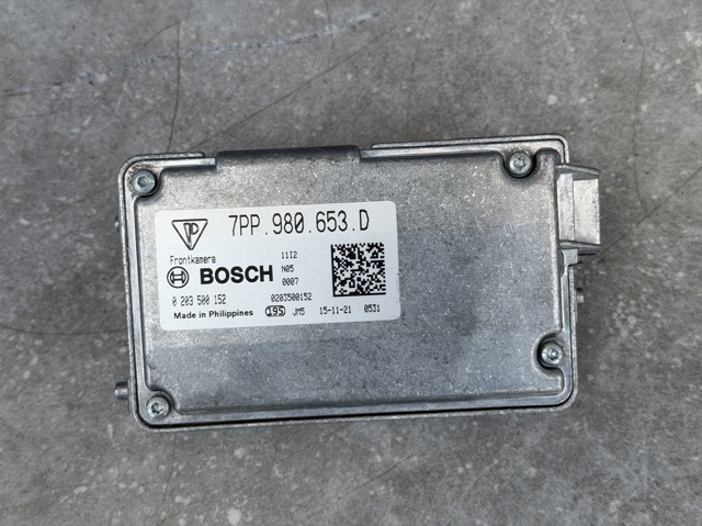 Камера системы обеспечения видимости 7PP980653D PORSCHE