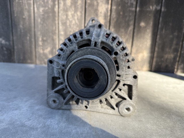 RENAULT 8200100907 Генератор в наличии Ужгород
