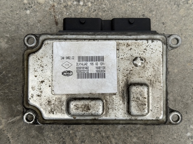 Модуль управления двигателем 8200181482 RENAULT