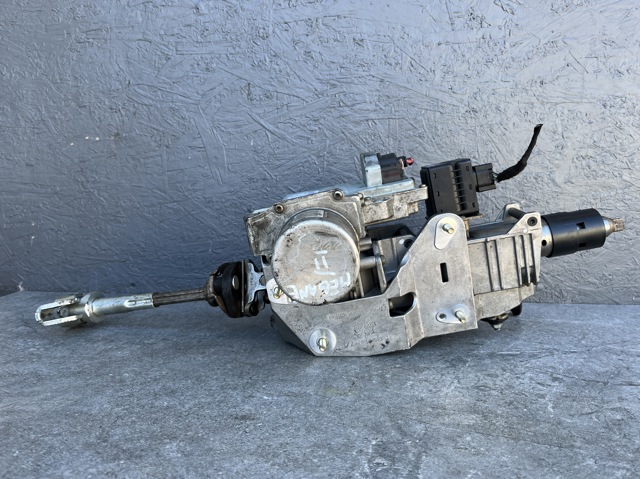 Колонка рулевая 8200246631B RENAULT