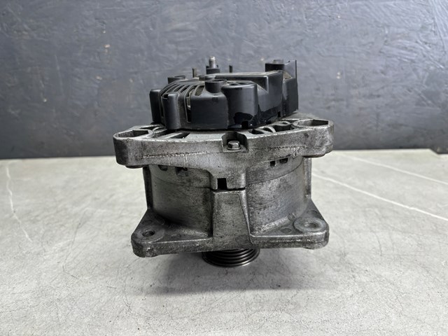 8200667619 RENAULT Генератор купить в Украина