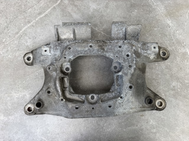 Кронштейн КПП 8K0399263BF PORSCHE