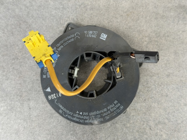 Кольцо Эйрбэг контактное 90588757 OPEL