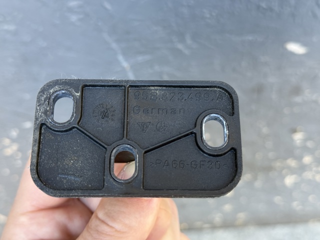 95B823499A PORSCHE купить в Николаев