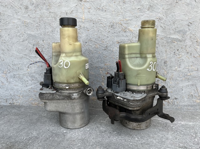 9V613K514AC VOLVO Насос ГУР купить в Павлоград