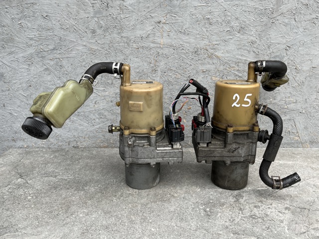 Насос рулевого управления BR5V32600A MAZDA