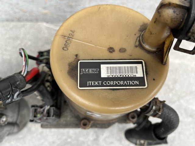 BR5V32600A MAZDA Насос ГУР купить в Кривой Рог