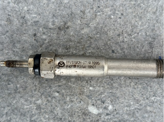 R2AA18601 MAZDA Свеча накала купить в Запорожье
