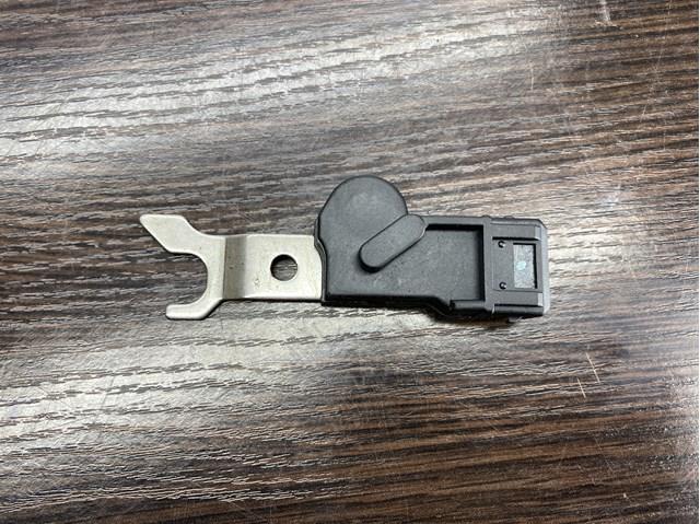 Датчик оборотов распредвала Opel Astra F