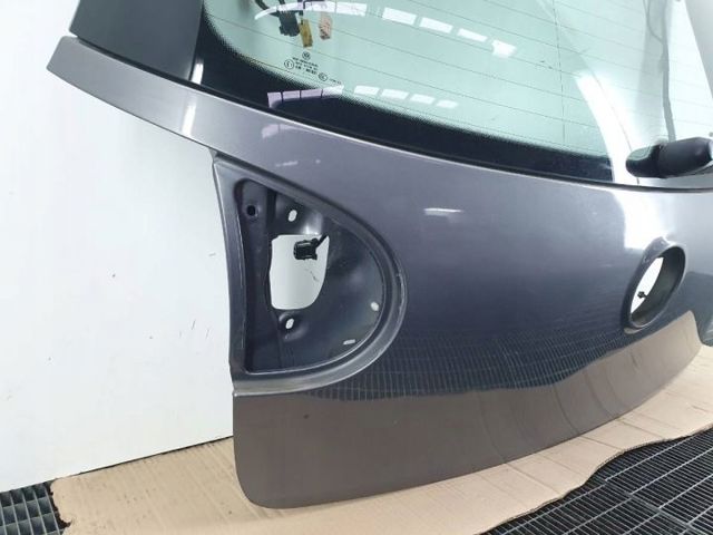 1K6827025H VAG Ляда купить в Кривой Рог