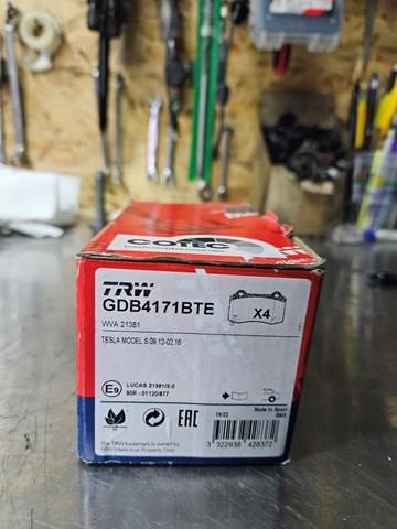 GDB4171 TRW Колодки тормозные задние дисковые купить в Хмельницкий
