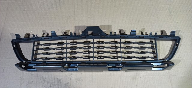 BMW 51118054503 Решетка бампера переднего нижняя в наличии Ужгород