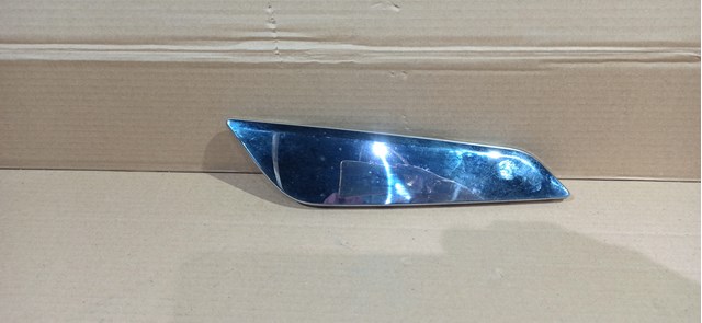 Молдинг крыла переднего правого 7349594 BMW
