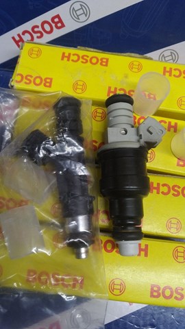 BOSCH 0280150702 Форсунка впрыска топлива в наличии Николаев