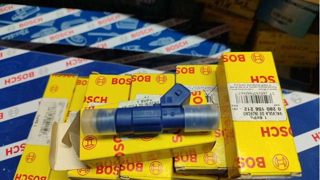BOSCH 0280156212 Форсунка впрыска топлива в наличии Харьков
