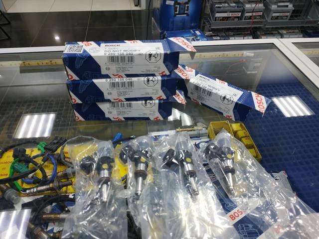 BOSCH 0280158040 Форсунка впрыска топлива в наличии Ужгород
