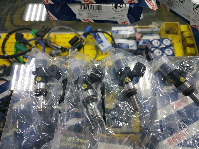 0280158040 BOSCH Форсунка впрыска топлива купить в Тернополь