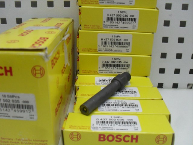 Топливные форсунки 0437502035 BOSCH