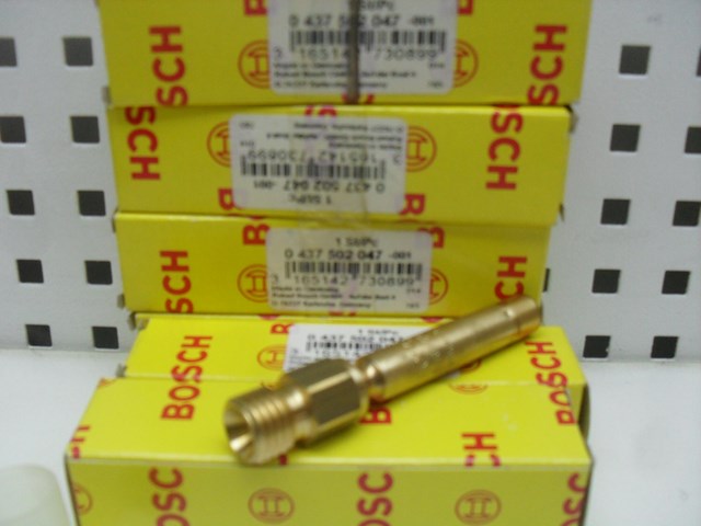 0437502047 BOSCH Топливные форсунки купить в Украина