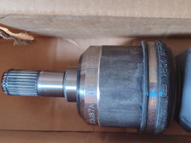 Полуось задняя 496002E000 HYUNDAI